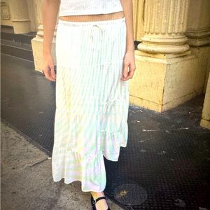 Brandy Melville Nadia Skirt - BNWOT